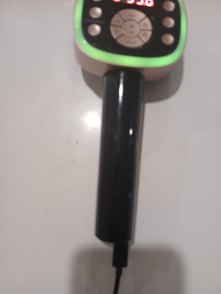 The Singing Machine Carpool Karaoke Wireless & Bluetooth Microphone #CPK565R