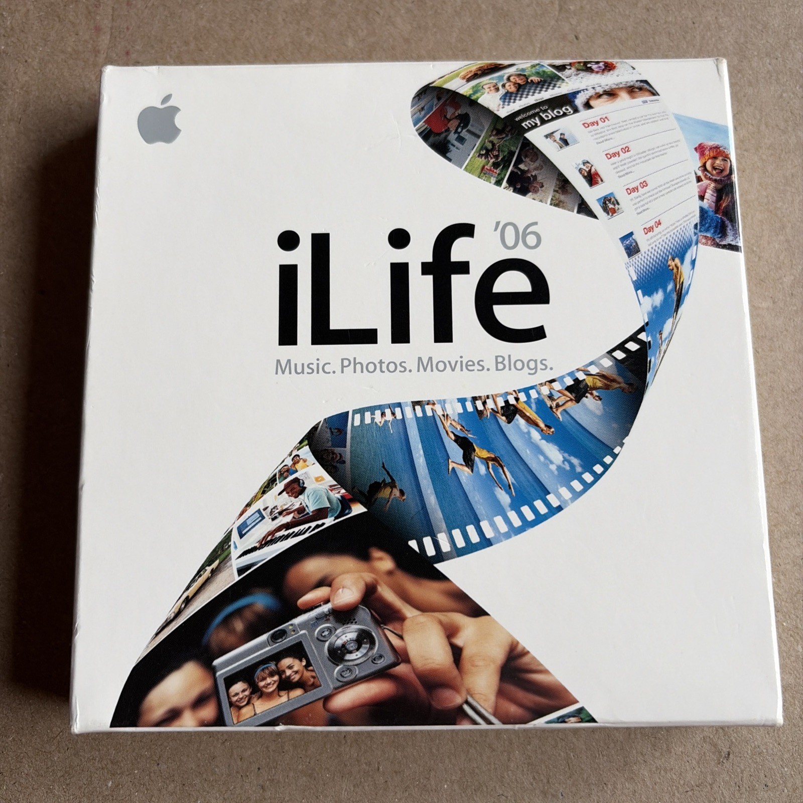 iLife 06 Apple Mac Music Photo Movies Blogs  Computer Software