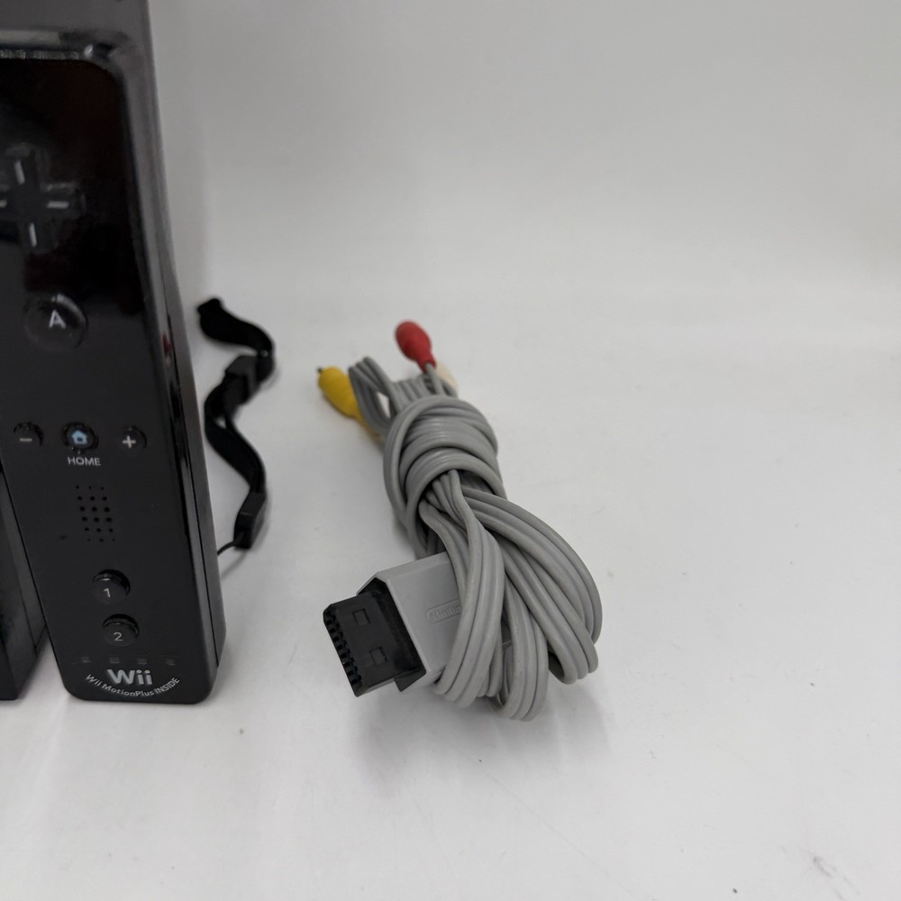 Nintendo Wii Black RVL-001 Bundle Tested Remote Wheel Pro Controller Gamecube