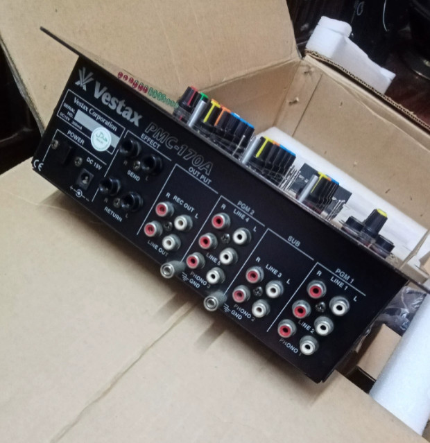 1pcs Vestax PMC-170A Mixing Console