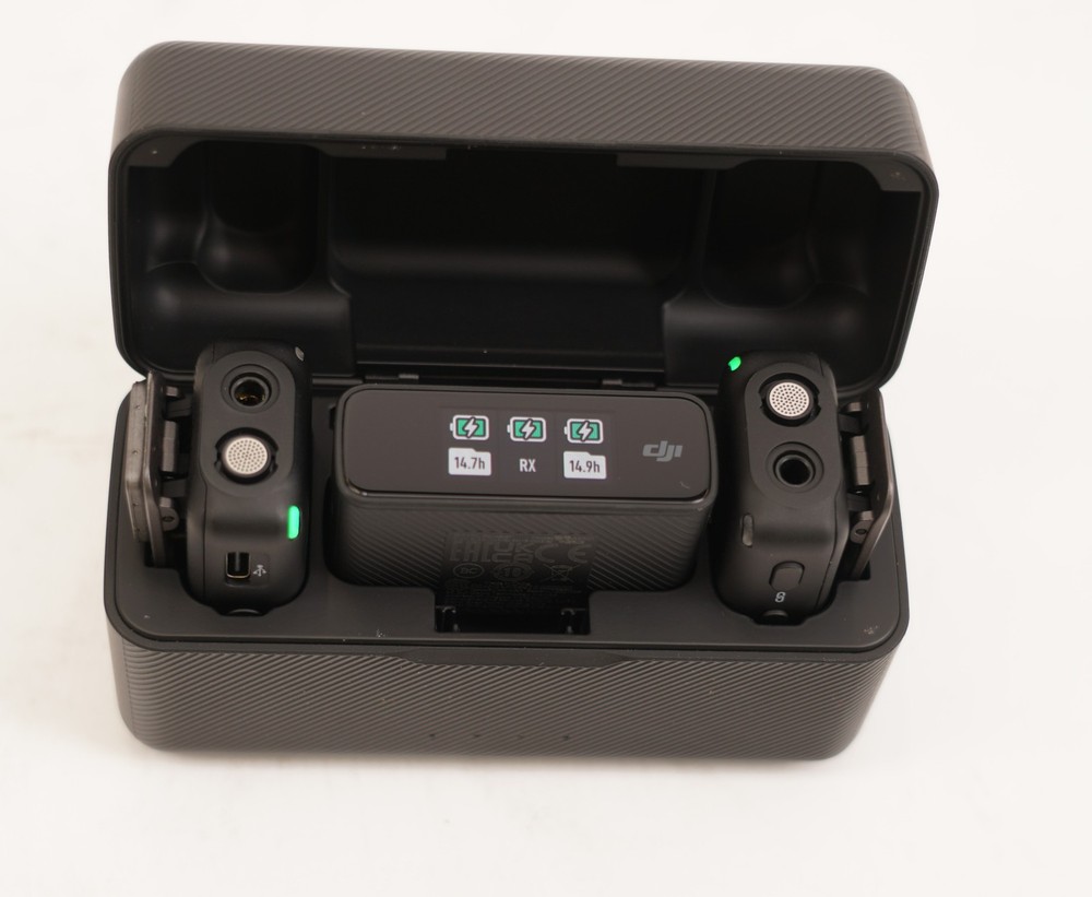 DJI Mic 2 2 TX 1 RX Charging Case Wireless Microphone System PRO