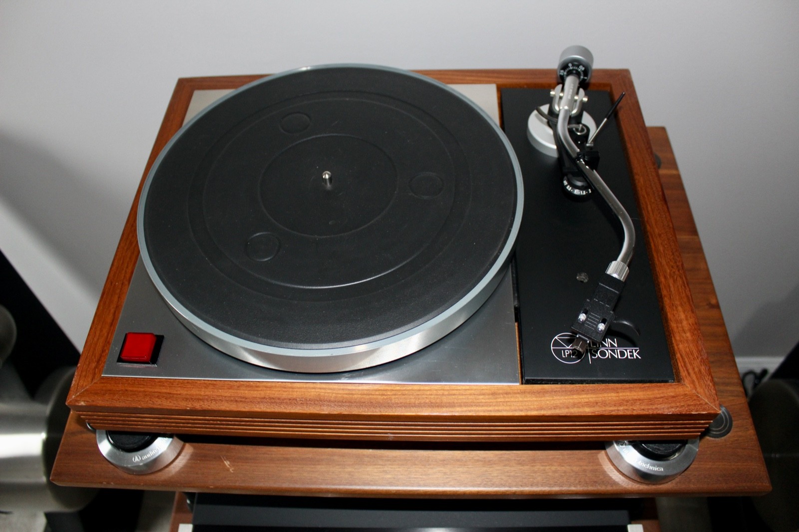 LINN SONDECK LP12 TURNTABLE w/ New Dust Cover