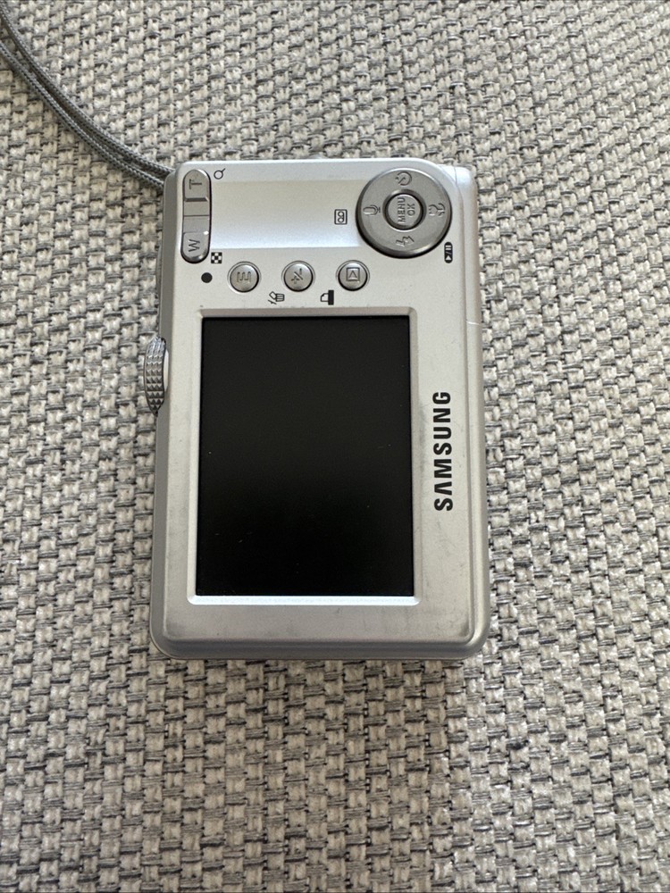 Samsung Digital Camera Digimax S600 6.0MP Silver Tested