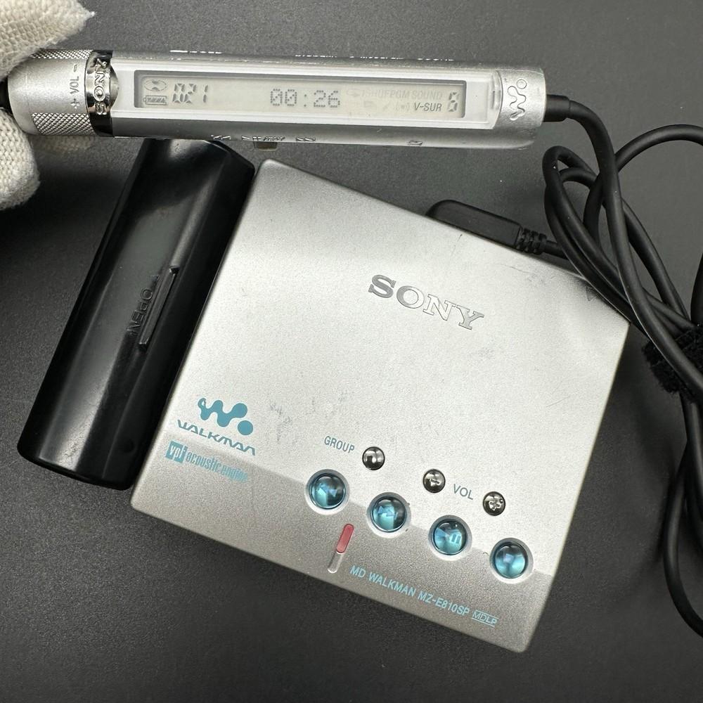SONY MZ-E810SP Portable Minidisc Player with speaker Tested Working