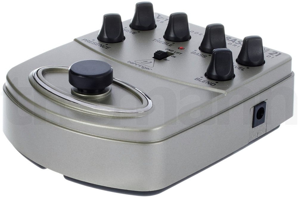 BEHRINGER BASS Anp Modeler BDI21 direct box