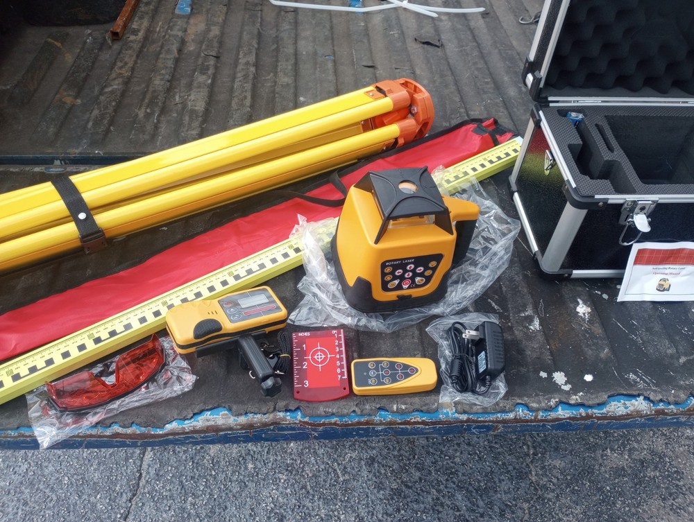 Level & Tool Self-Leveling Rotary Laser Kit