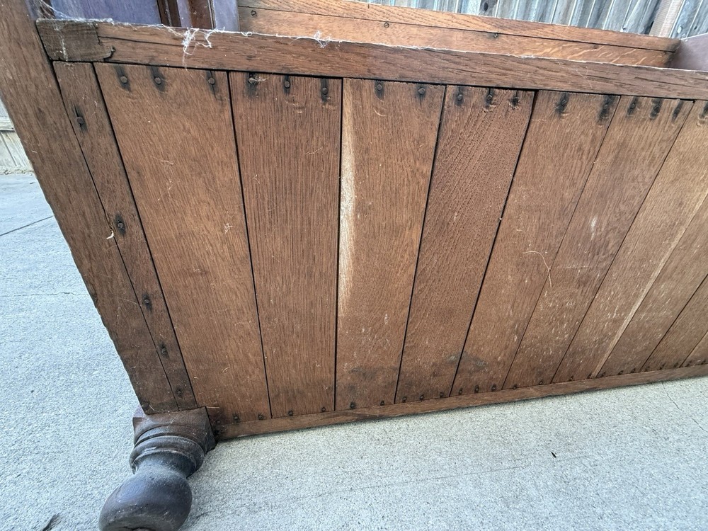 ANTIQUE SOLID OAK HALL / FOYER BENCH WITH STORAGE