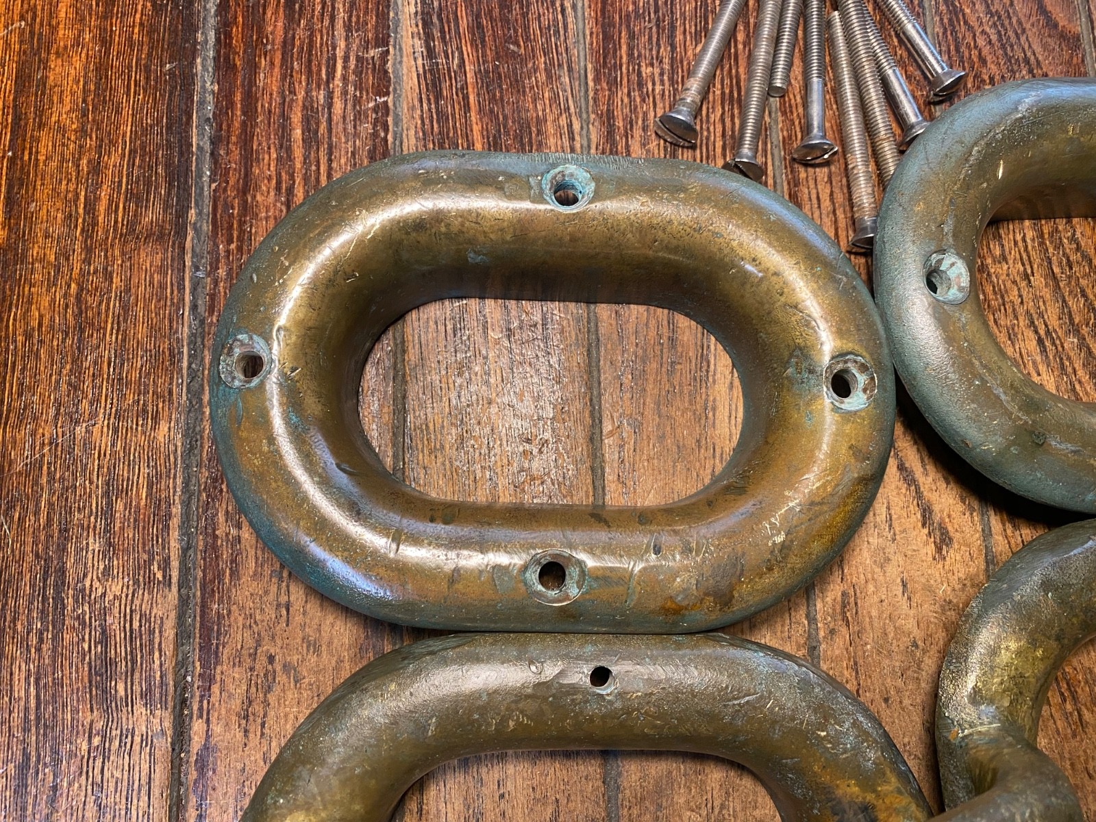 PAIR OF LARGE VINTAGE CAST BRONZE COMBINATION CLEAT/HAWSE HOLES 13" NICE PATINA!