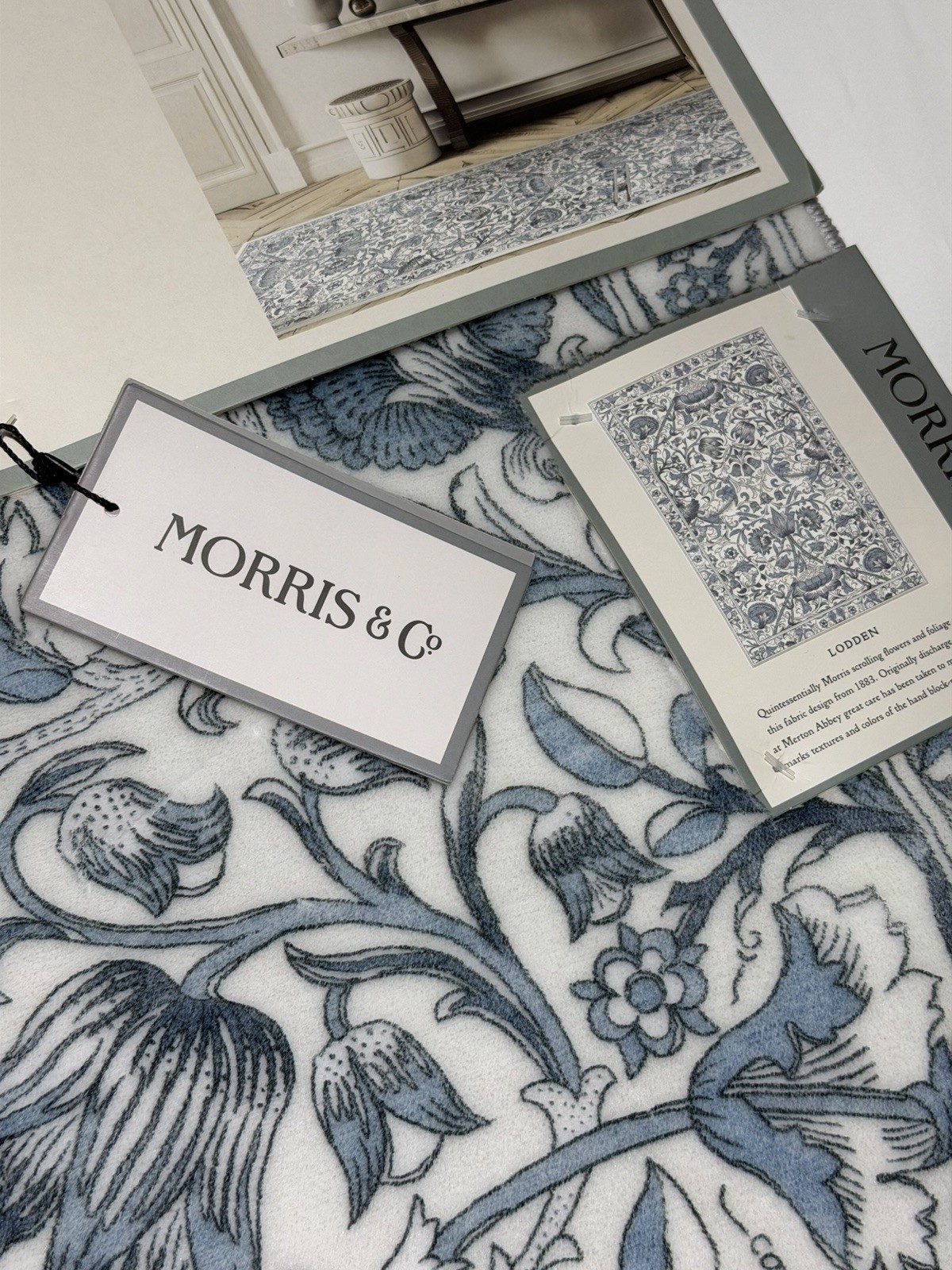 NEW Morris & Co 2 Piece Accent Rug Set Lodden Blue White 2'x5' Washable 24"x36"
