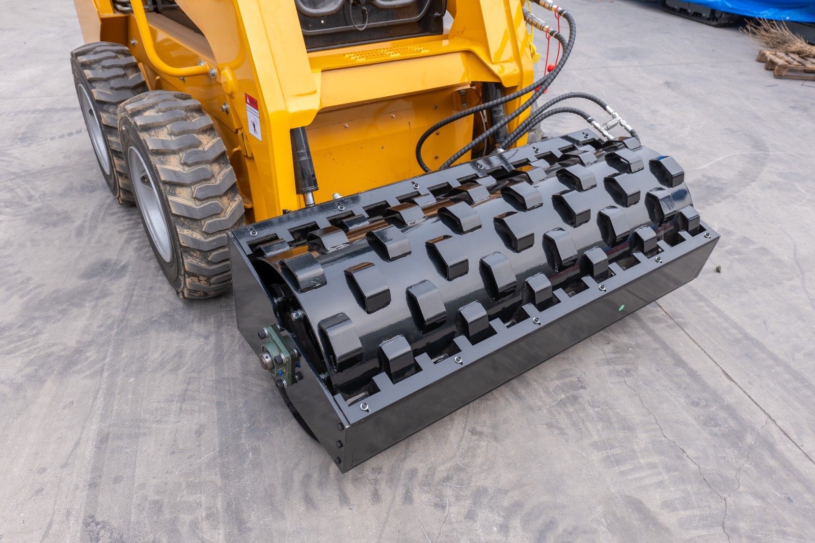 1.5m/ 60" Vibratory Soil Compactor for Skid Steer fits Bobcat Padfoot Roller