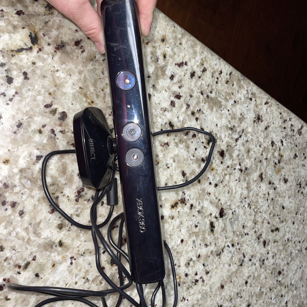 Genuine Microsoft XBOX 360 Kinect Sensor Bar Model 1414 Black Works