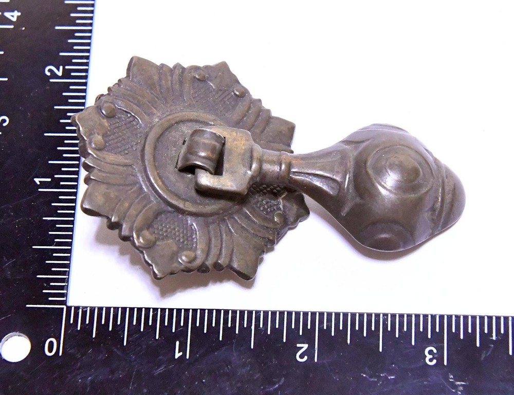 2 MATCHING METAL TEAR DROP DRAWER PULLS