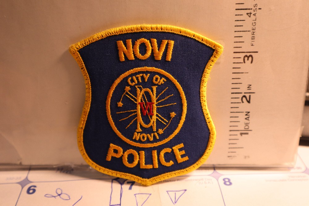 police patch  NOVI POLICE MICHIGAN