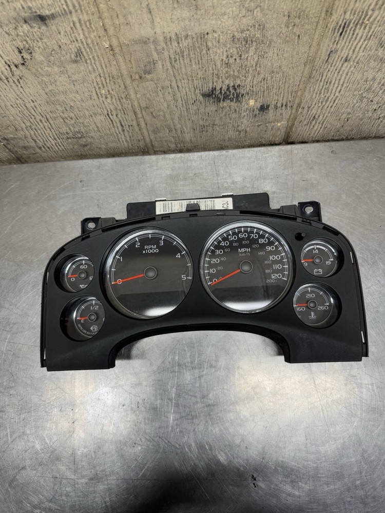 2007-2014 CHEVY SILVERADO 2500 6.6L SPEEDOMETER INSTRUMENT CLUSTER OEM