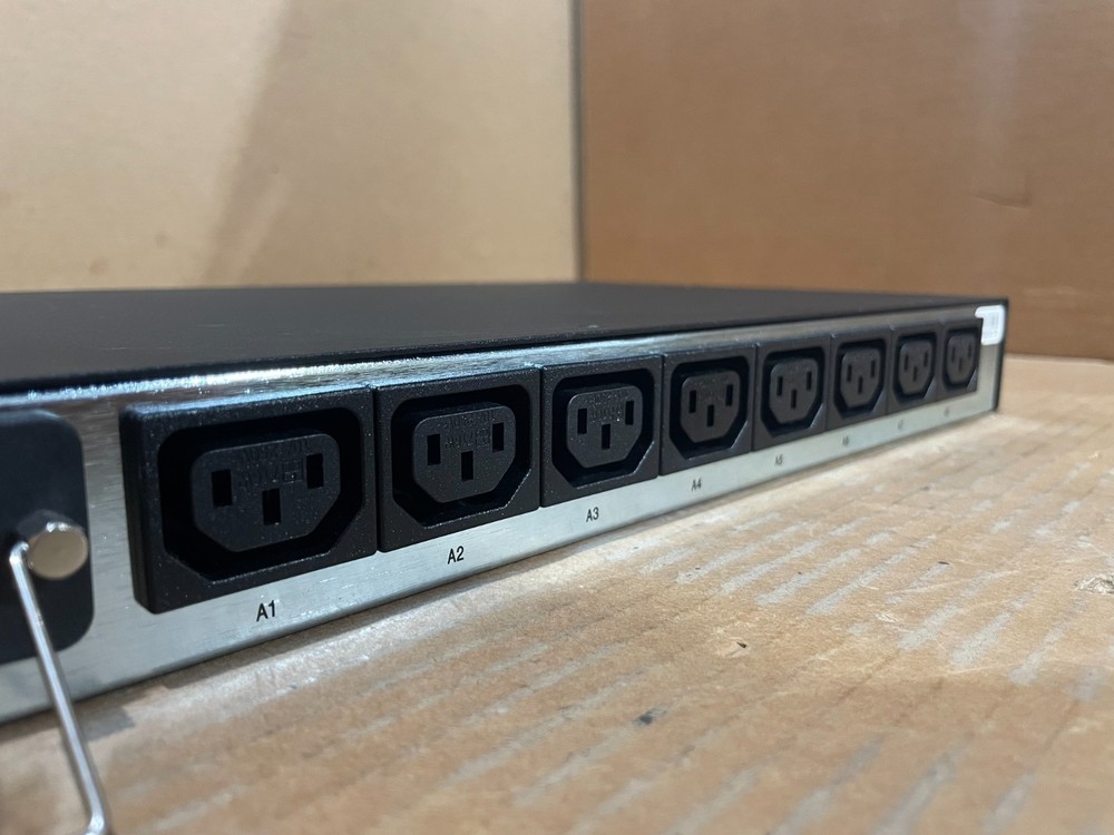 WTI RSM-8R8-1 Remote Site Manager with Power Control PDU Interface