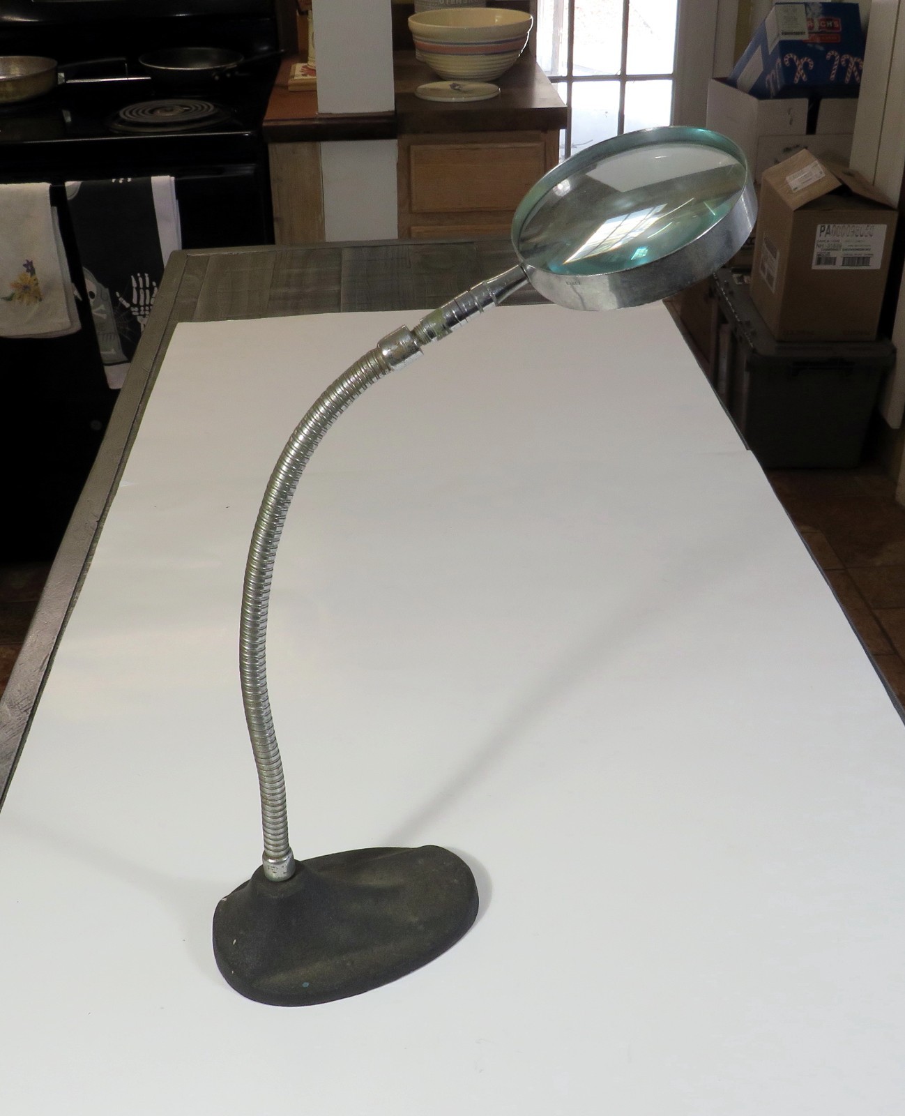 Vintage MCM Desktop Gooseneck Flexible Tasco Magnifier Glass W/ Cast Iron Base
