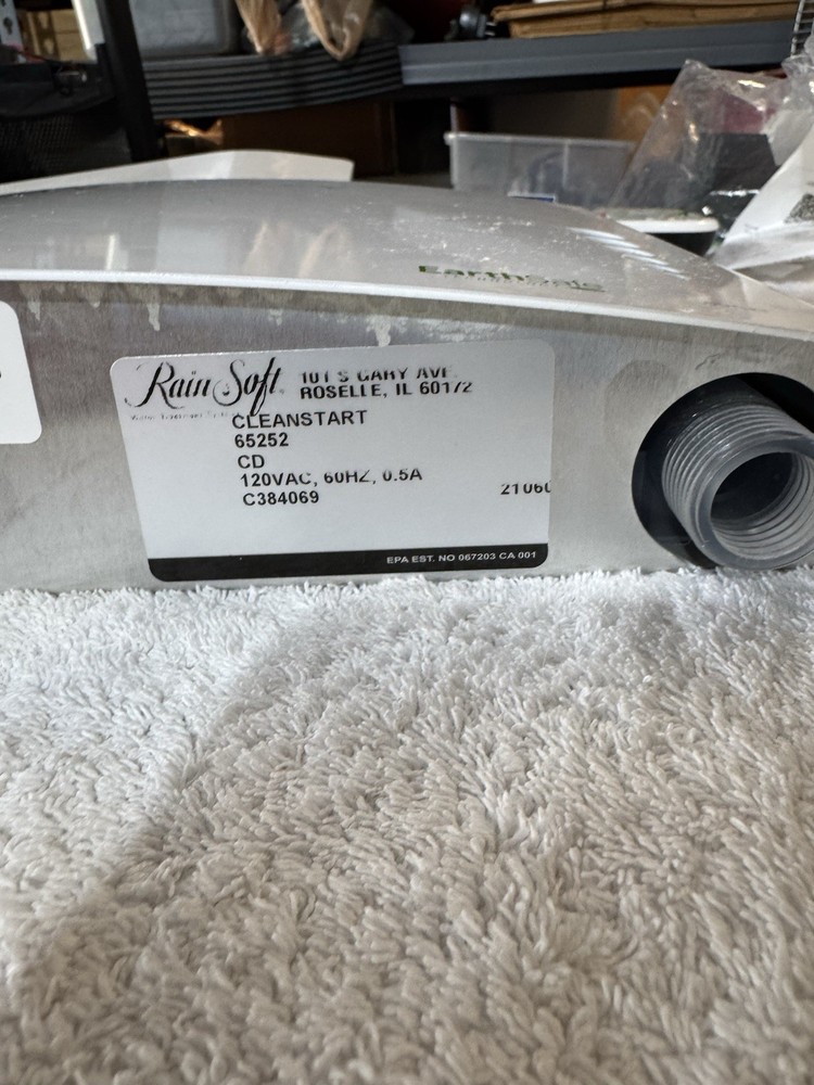 RAINSOFT Water Treatment Systems CLEANSTART Laundry OZONE System 65252 SFH