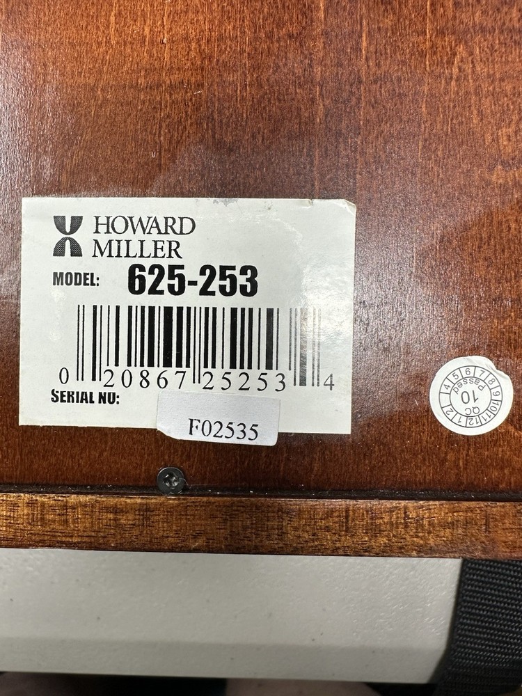 Howard Miller Everett 625-253 Chiming Wall Clock Winsor Cherry