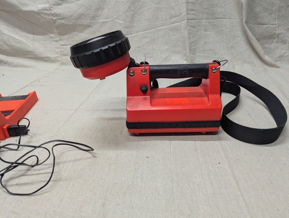 Streamlight LiteBox EMS Firefighter Flashlight With Charger
