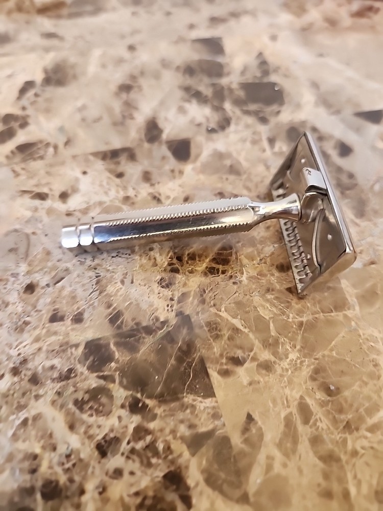Vintage EVER-READY  Safety RAZOR