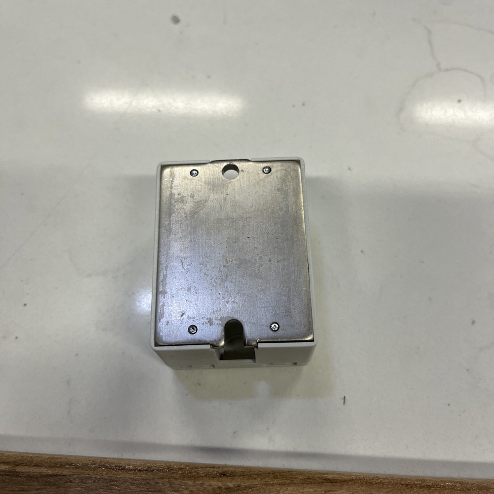 Schneider SSRPCDS10A1 Zelio Solid State Relays Contact - Panel Mounting