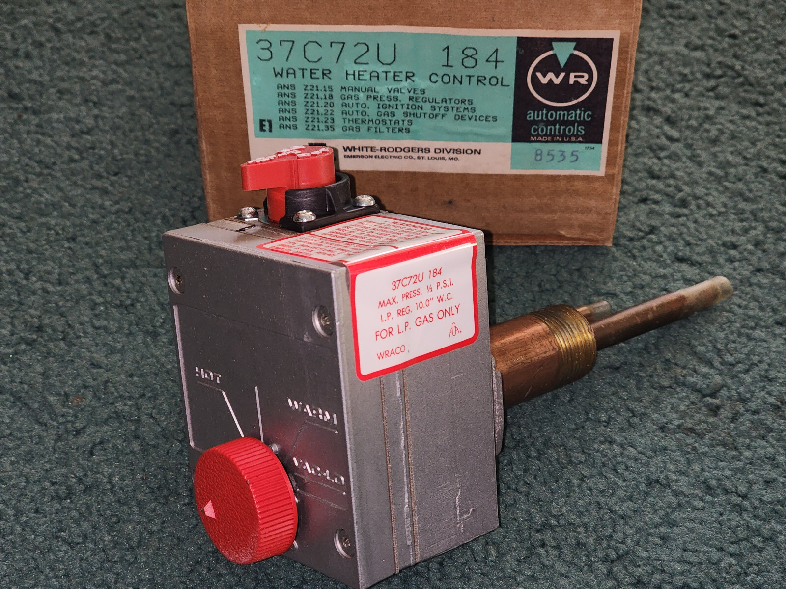 NOS New in box replacement White Rodgers Water Heater LP Gas Valve 37C72U-184