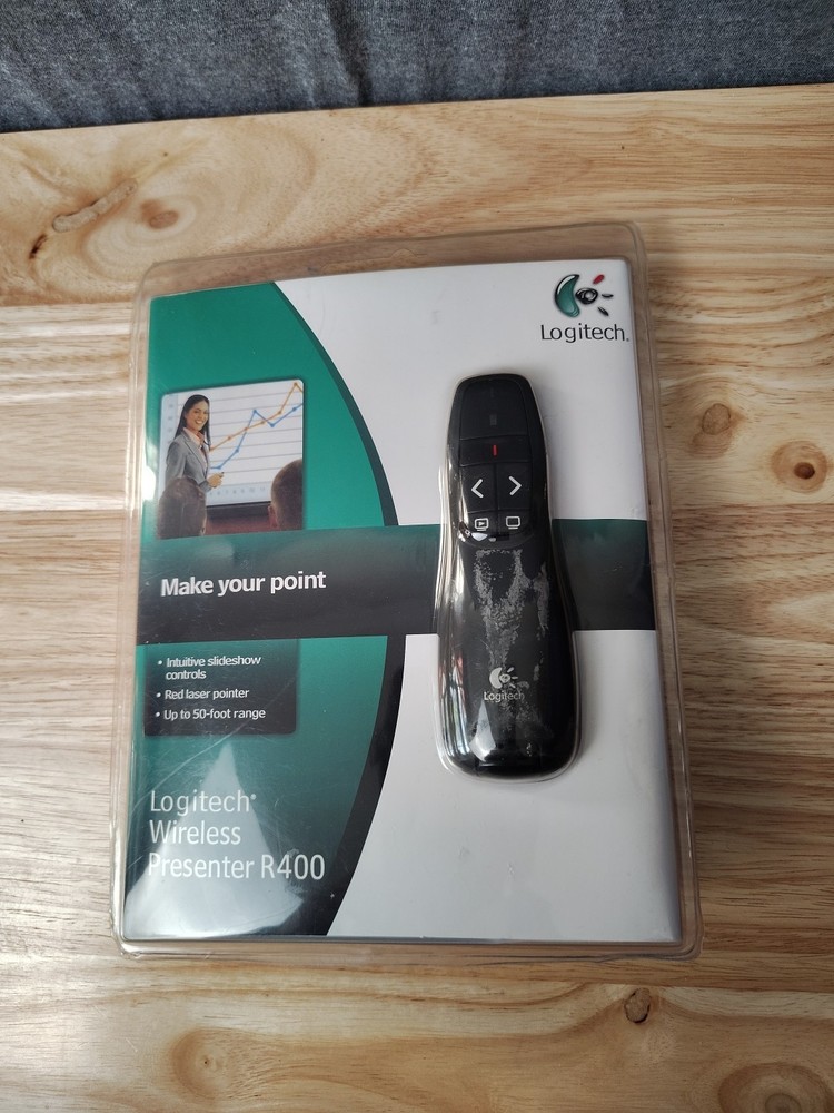 Logitech R400 Presenter Remote Control & Laser Pointer 910-001354 (New/ Sealed)