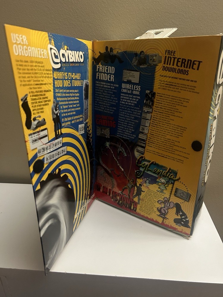 Cybiko Wireless Inter-Tainment System Handheld Computer Yellow Vintage