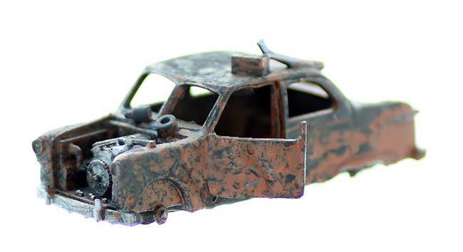 N Scale 1950s Sedan Stripped down with Exposed Engine FINISHED