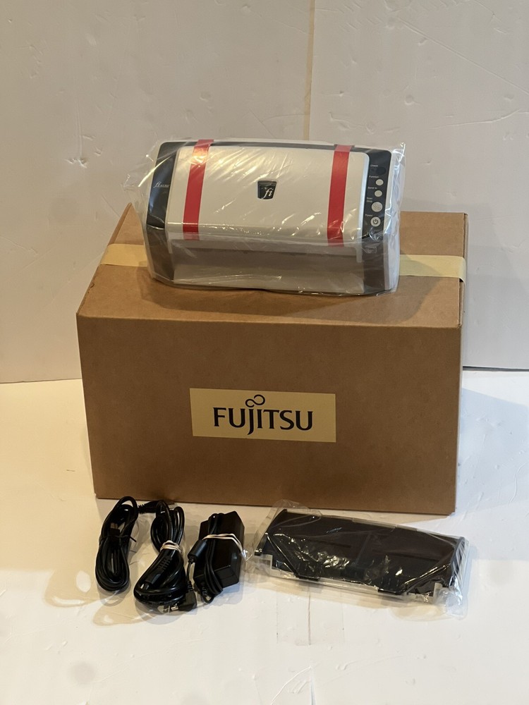 Fujitsu NEW ZERO(Full Package in Box) fi-6130Z Scanner(AC Adapter+USB+Setup DVD)