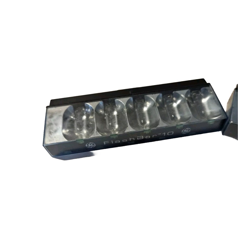 Vintage GE Flashbar 10 Camera Flashbulbs Untested