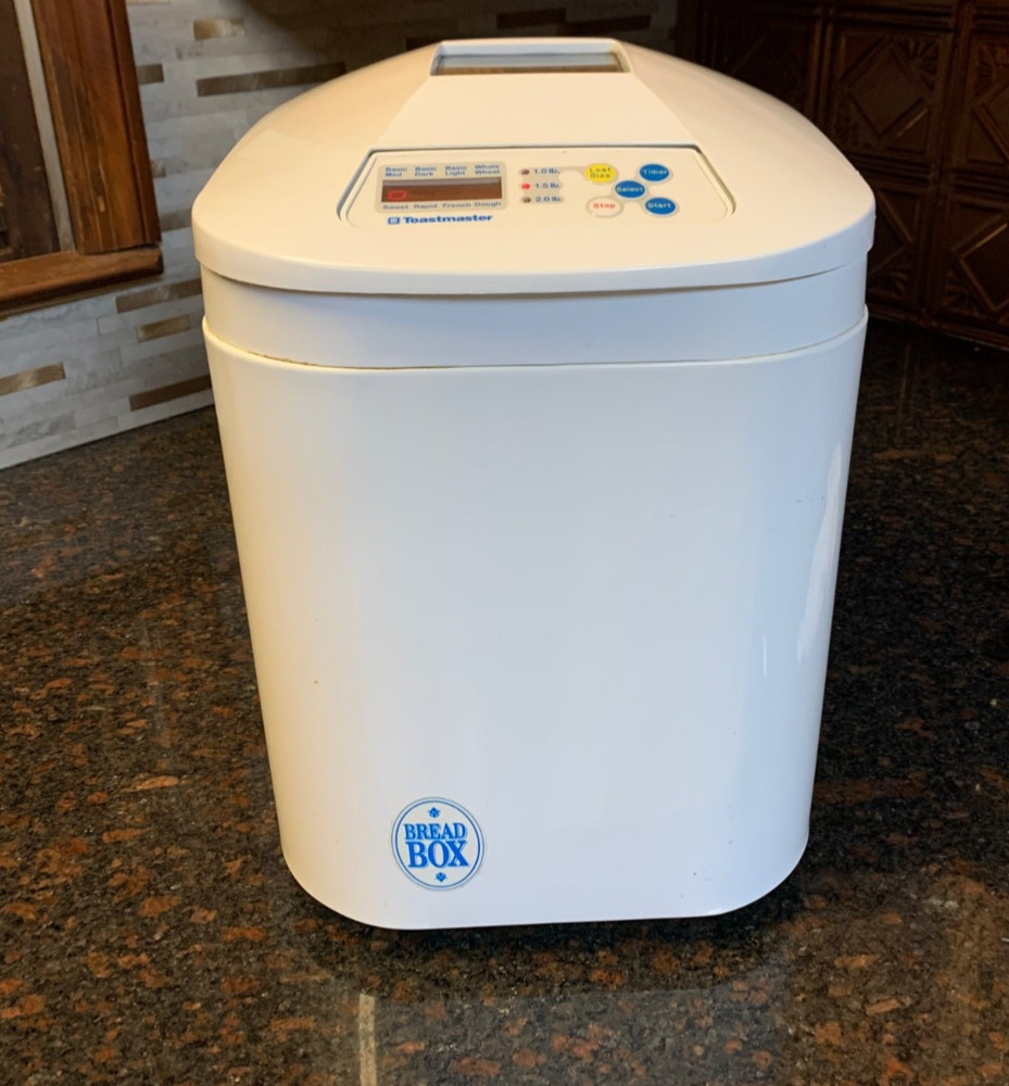 Toastmaster Bread Machine 1148 Bread Maker Horizontal 2 lb Loaf White