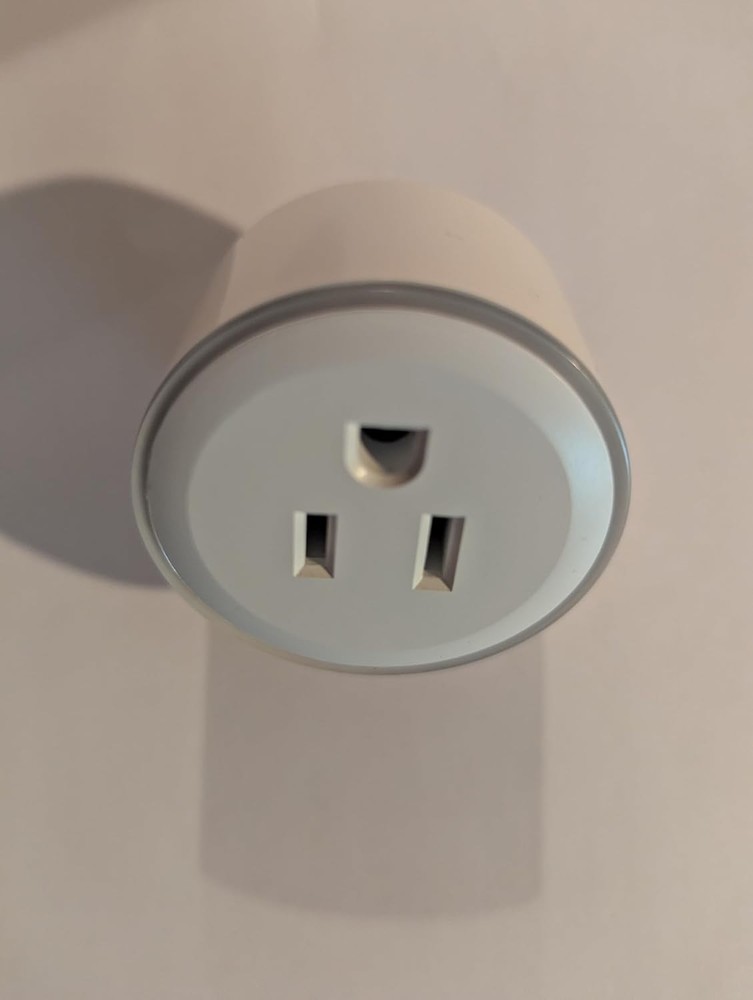 WiFi Smart Socket with Remote Control for Smart Home Use