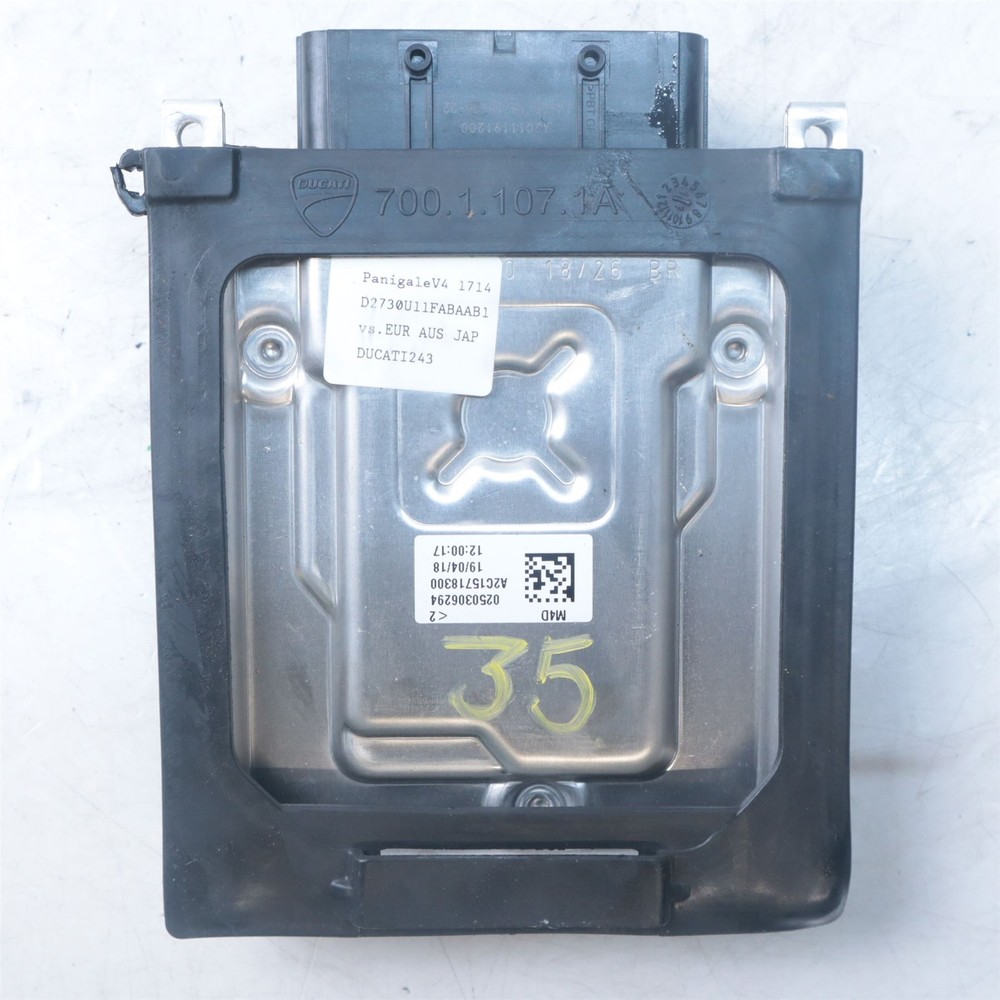 2020 Ducati Panigale V4 R ECU - 28643471E