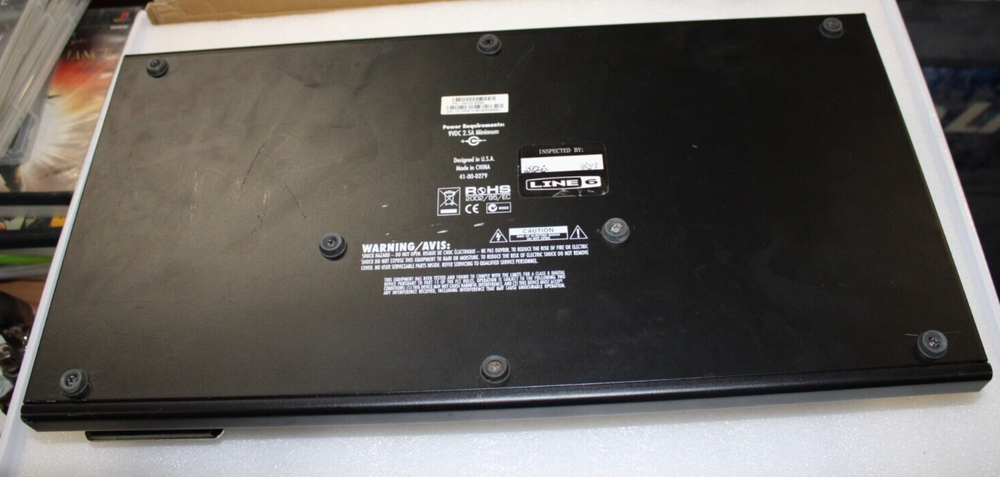 LINE 6 POD HD300 GUITAR MULTI-EFFECTS PROCESSOR AMP MODELER FREE SHIPPING