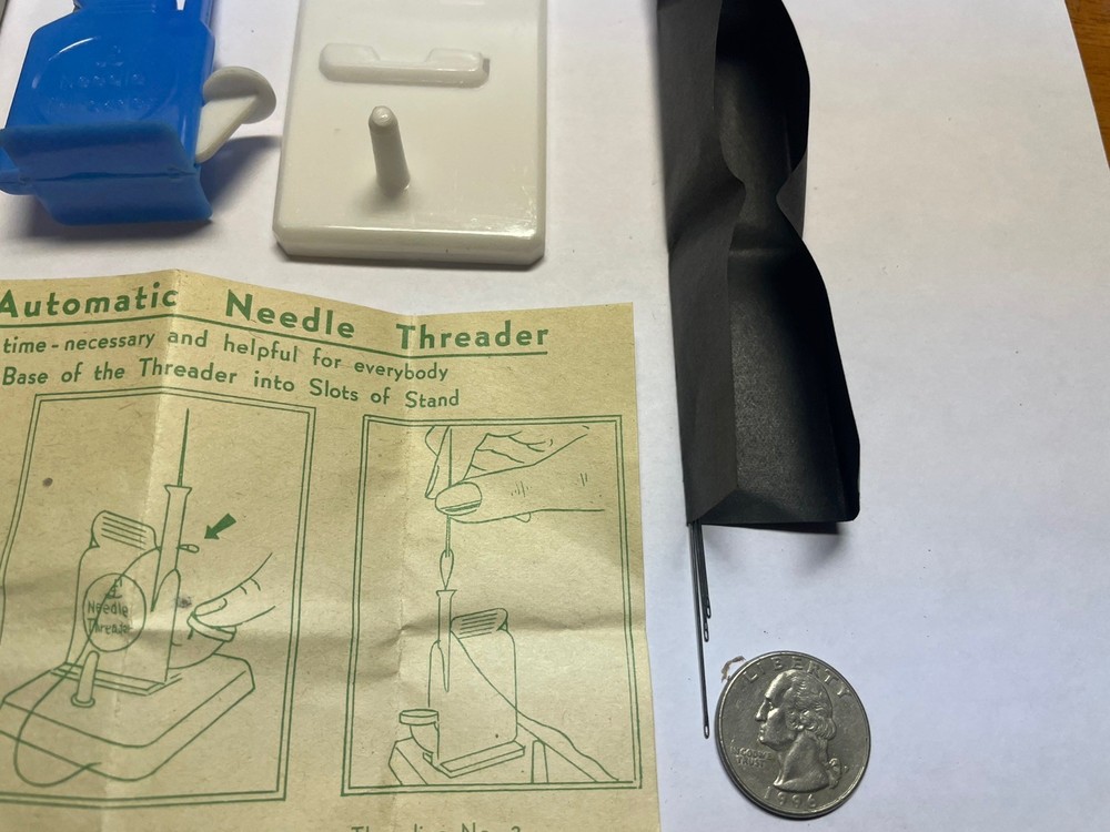 NOS Vintage 1970’s Hong Kong Automatic Needle Threader Thread Cutter