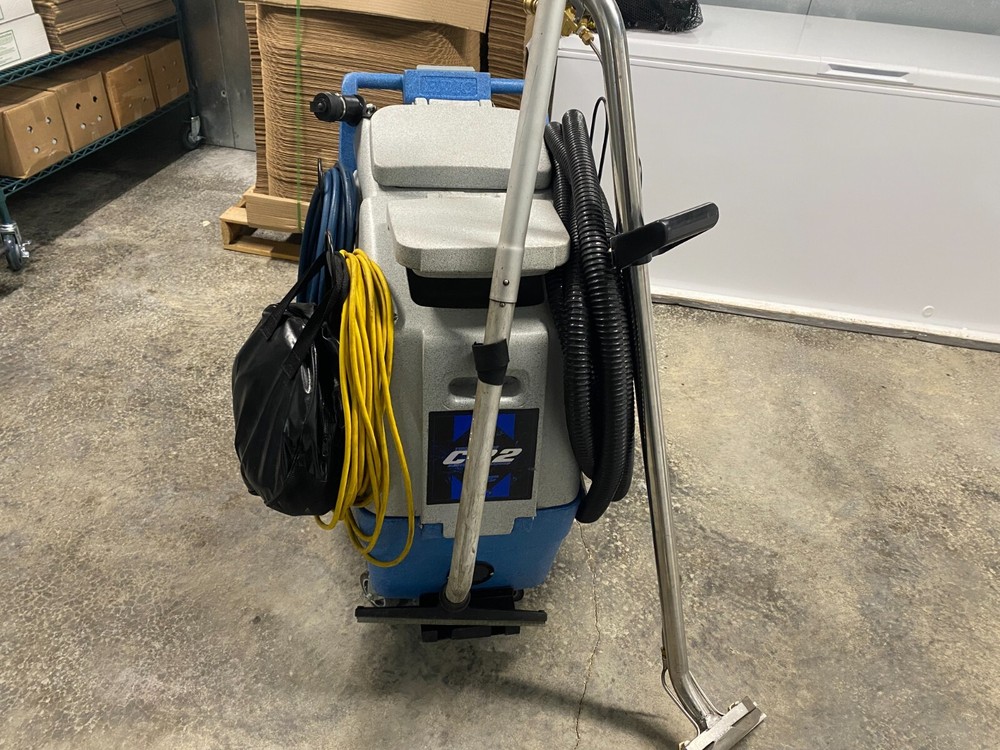 EDIC CR2 Touch-Free Restroom Cleaning System w/ GR2 Glidemaster Carpet Kit