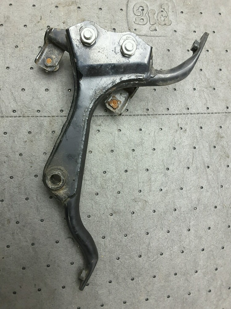 92 KAWASAKI EX250 LEFT FRAME CYLINDER HEAD ENGINE BRACKET OEM