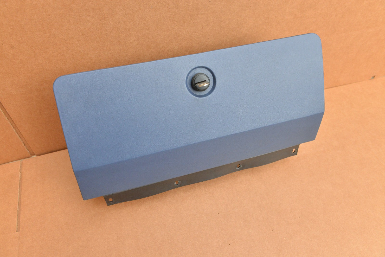 83 84 Chevrolet Monte Carlo SS El Camino 1983 1984 Cutlass Glove Box Medium Blue