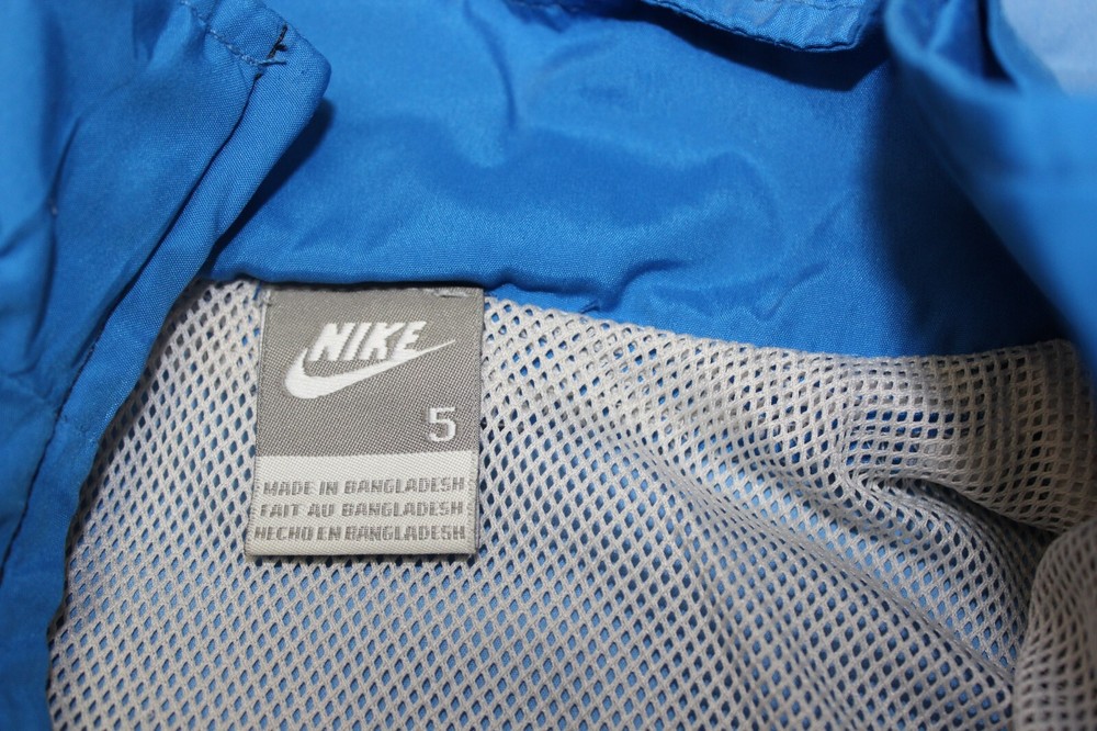 Boys size 5 Nike spring jacket blue black white