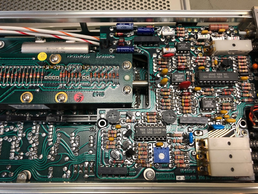 NOS Tektronix Oscilloscope 7B85 Delaying Time Base Plugin, NOW TESTED Working