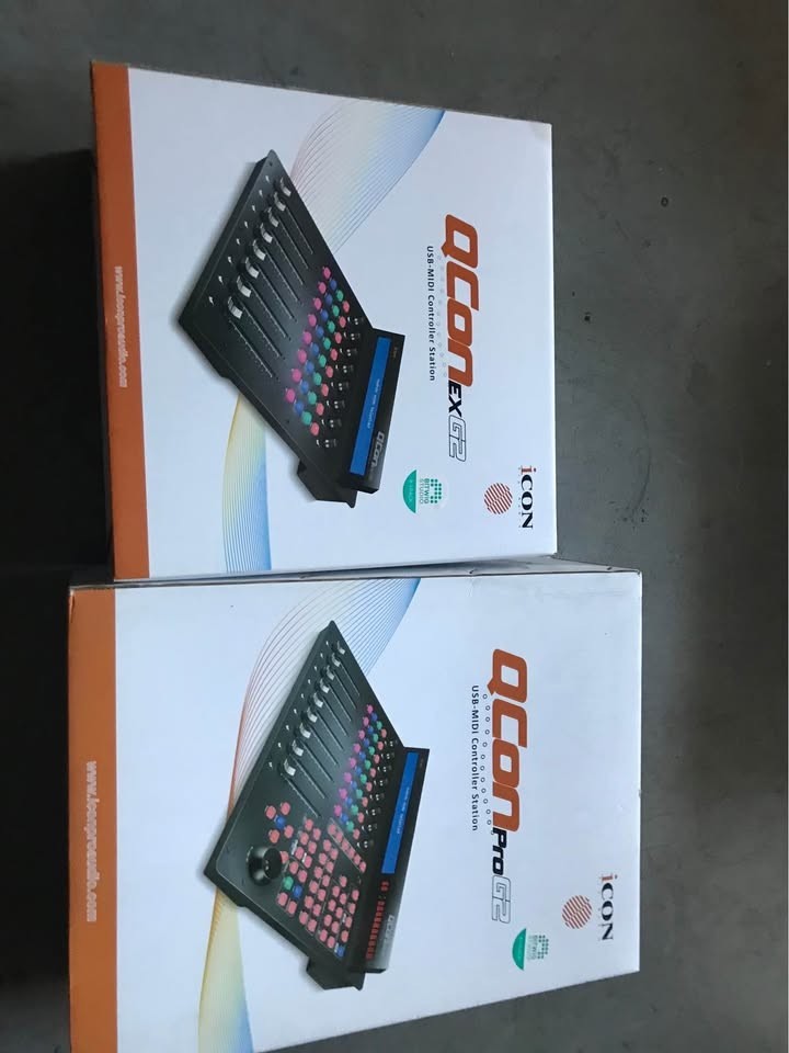 Icon QCon Pro G2 and EX G2 DAW control surface