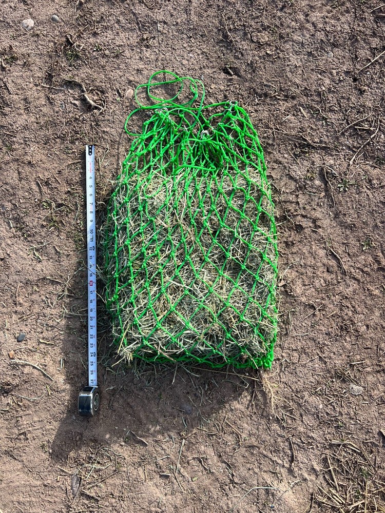 Small square hay net