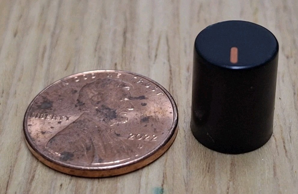 (1) Replacement KNOB FOR Tascam US Channel USB Audio Interface