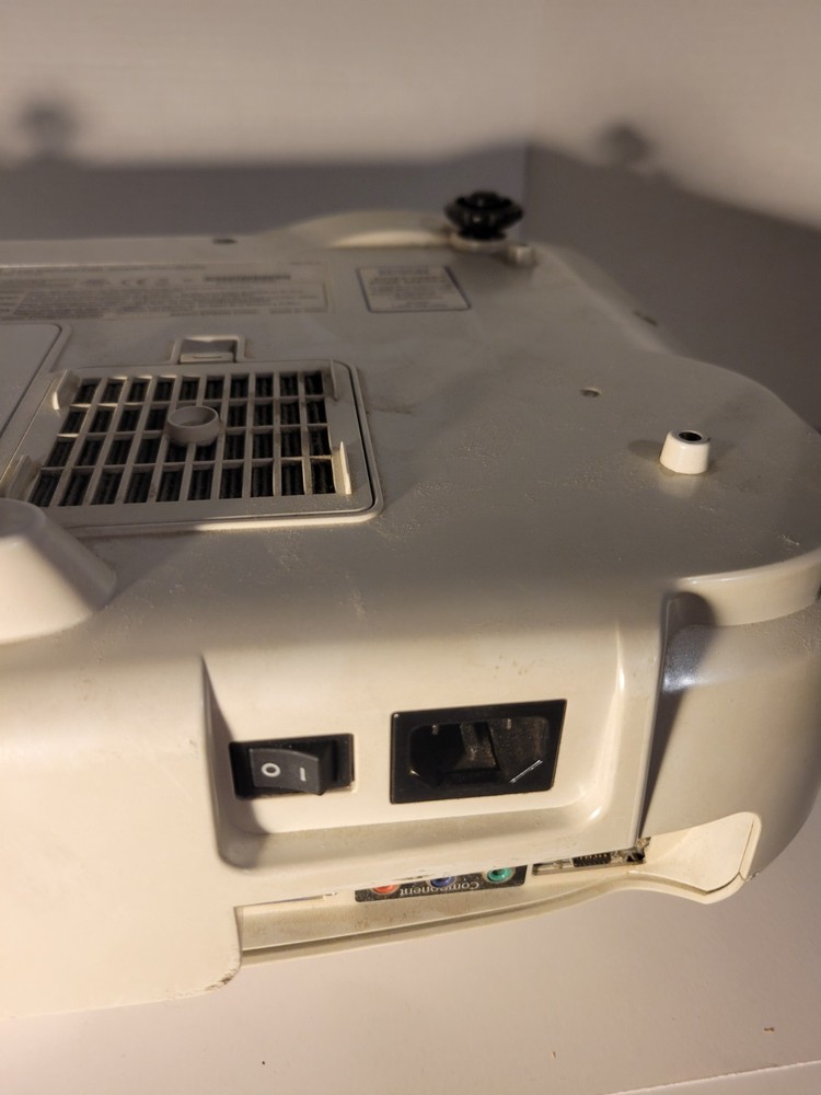 Epson Projector Model EMP-TW720 3LCD