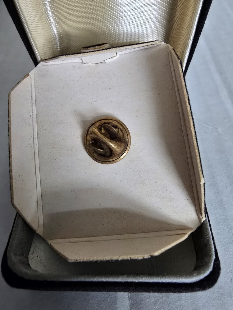 Fireman's Fund Lapel Pin