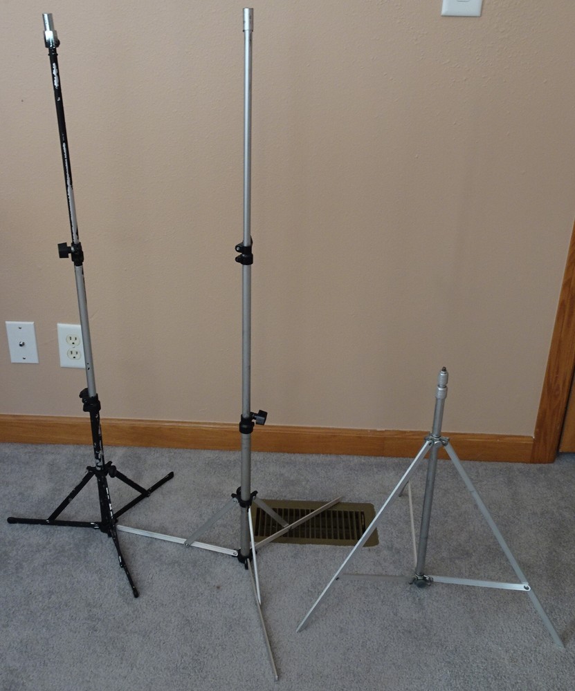 2 Larson REFLECTASOL HEX QC 52” with Eclipse Reflector Umbrella & 3 Light Stands