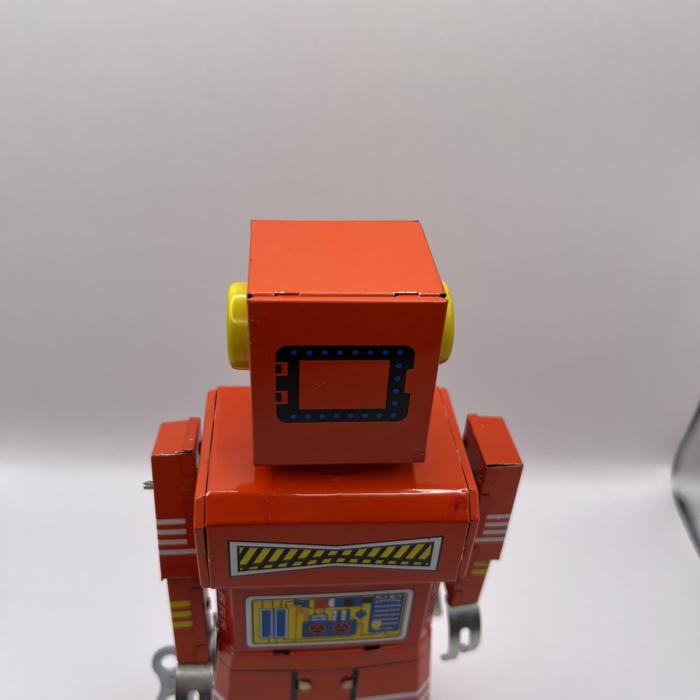 Schylling CHIEF ROBOT MS 445 TIN WIND UP