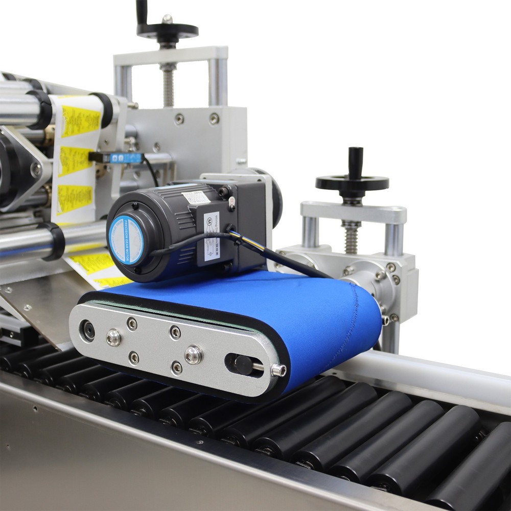 Horizontal Automatic Labeling Machine with Conveyor System for Bottles Labeling