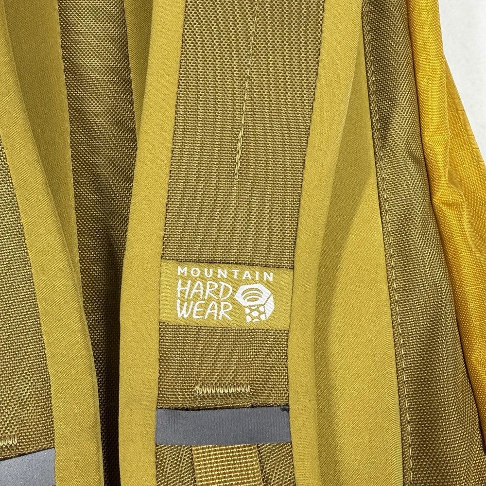 Mountain Hardware Camp 4 21L Backpack Yellow EUC